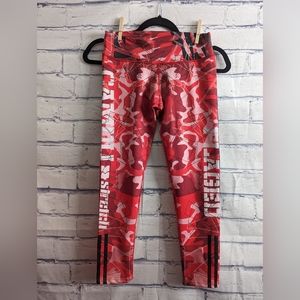 Camouflaged Red Black White Capri Leggings Women's Size Small